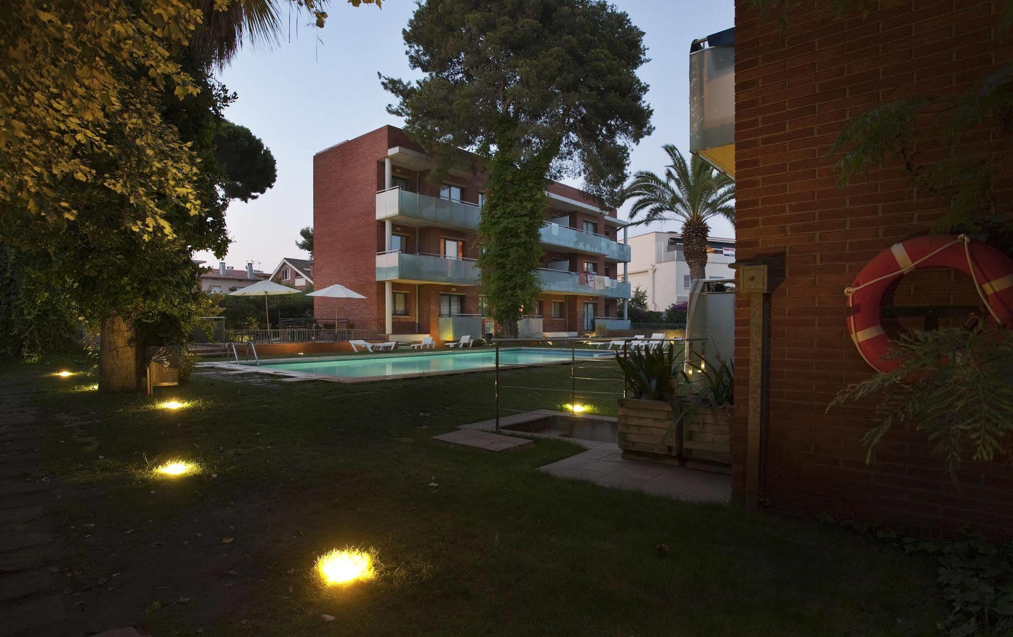 Sg Costa Bcn Apartments Castelldefels Exterior photo